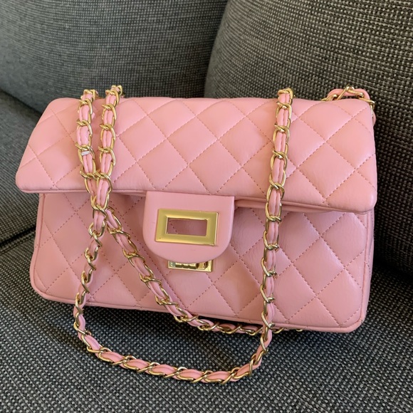 5 like new purses, sold separately or as a group. - Picture 8 of 10